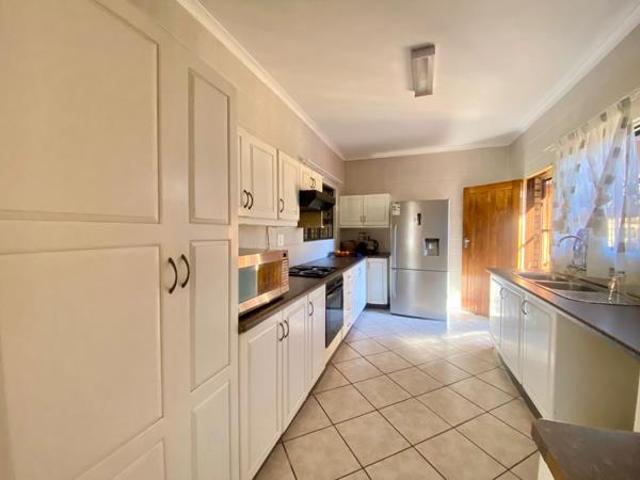 3 Bedroom House in Aviary Hill