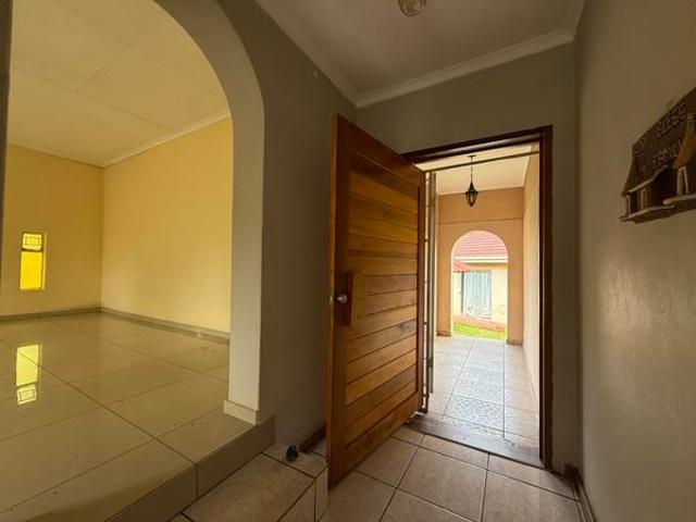 3 Bedroom House in Aviary Hill