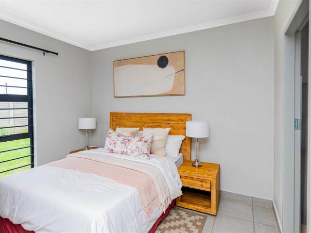 3 Bedroom House in Azaadville