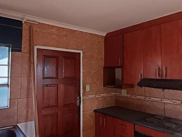 3 Bedroom House in Azaadville Gardens