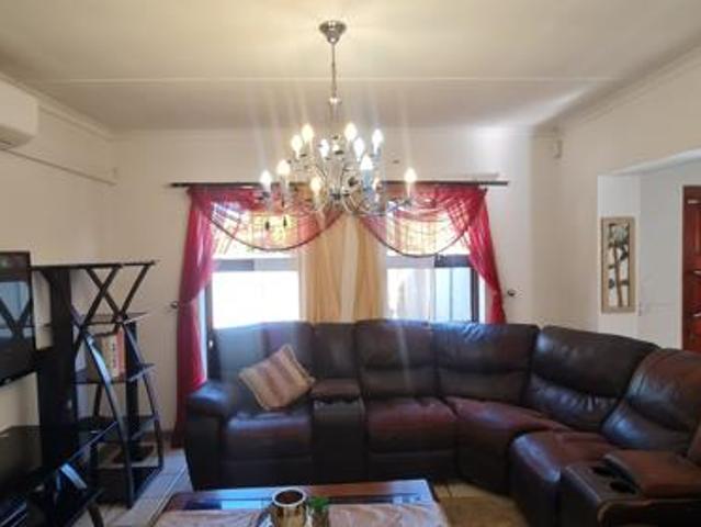 3 Bedroom House in Azalea Park