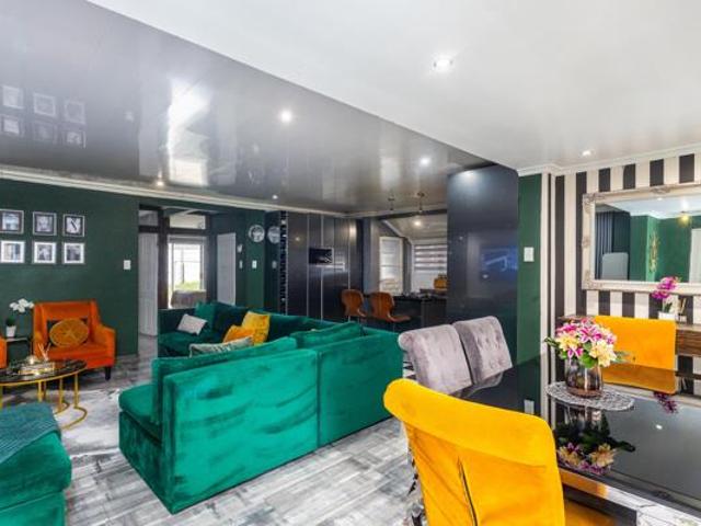 3 Bedroom House in Bothasig