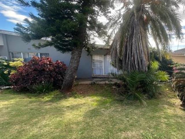 3 Bedroom House in Bothasrus