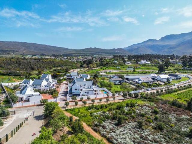 3 Bedroom House in Botrivier