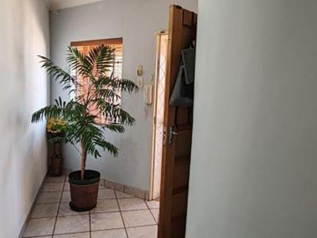 3 Bedroom House in Bombay Heights
