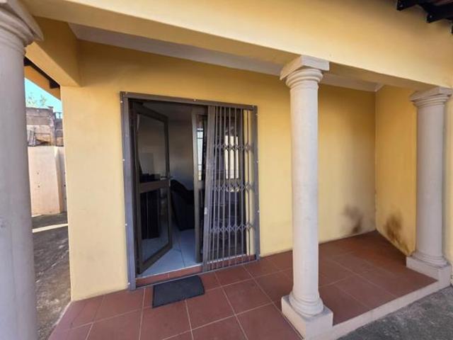 3 Bedroom House in Bombay Heights