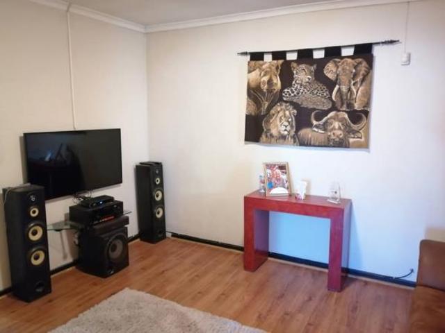 3 Bedroom House in Bonteheuwel