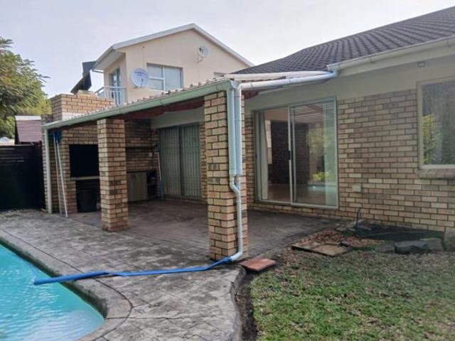 3 Bedroom House in Bonza Bay