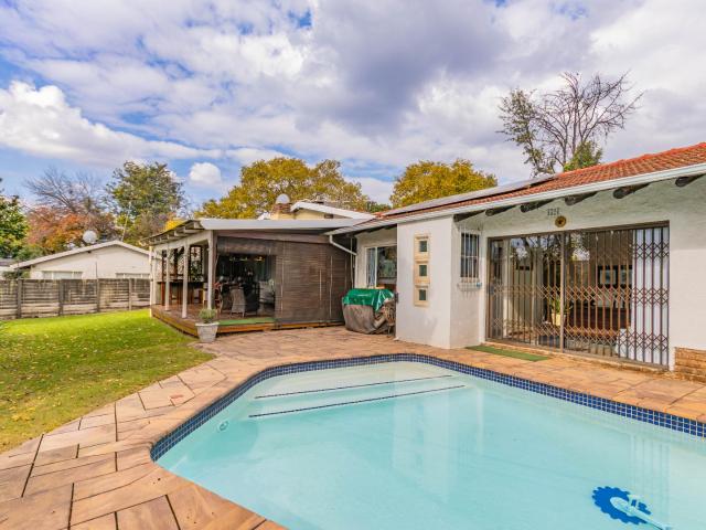 3 Bedroom House in Bordeaux
