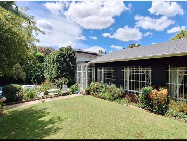 3 Bedroom House in Bordeaux