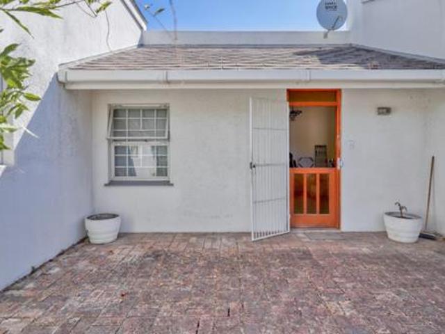 3 Bedroom House in Bosonia