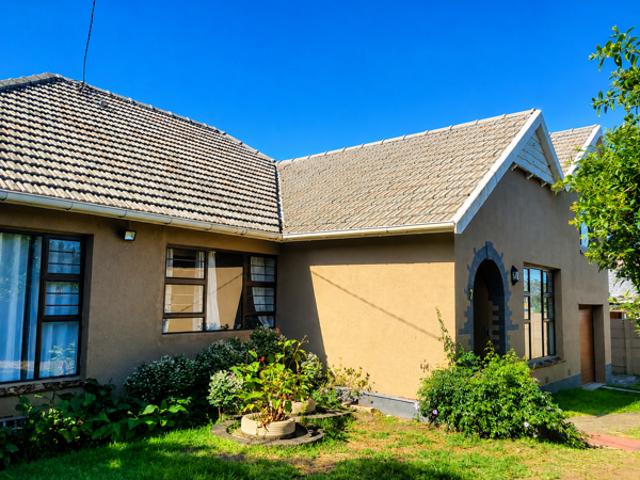 3 Bedroom House in Baysville