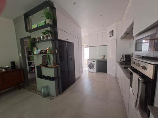 3 Bedroom House in Baysville