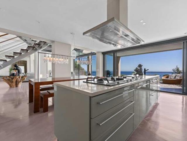 3 Bedroom House in Bakoven