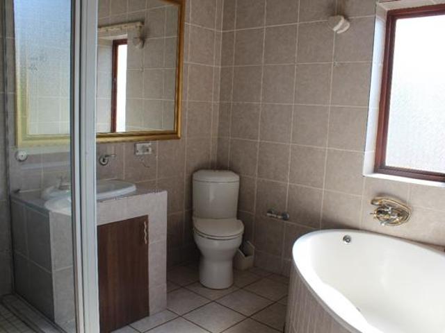 3 Bedroom House in Bankenveld