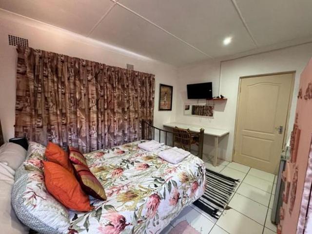 3 Bedroom House in Barkly West