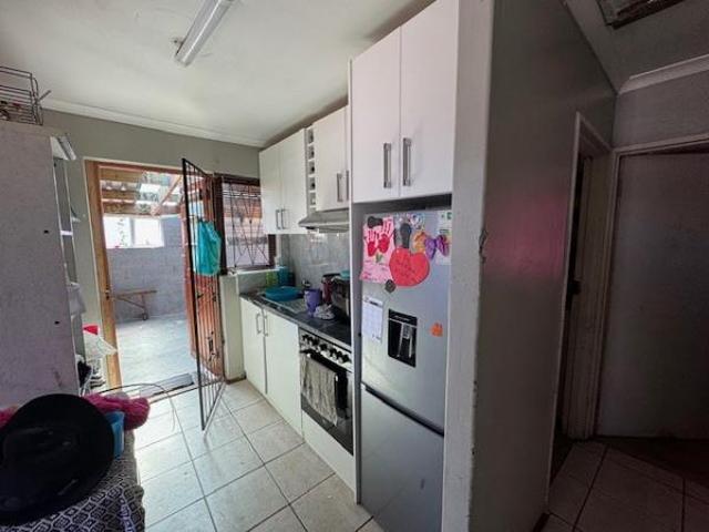 3 Bedroom House in Beverly Park