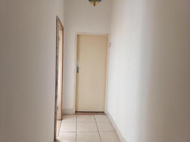 3 Bedroom House in Bezuidenhout Valley