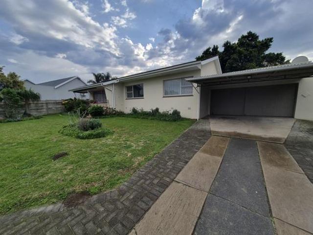 3 Bedroom House in Beacon Bay