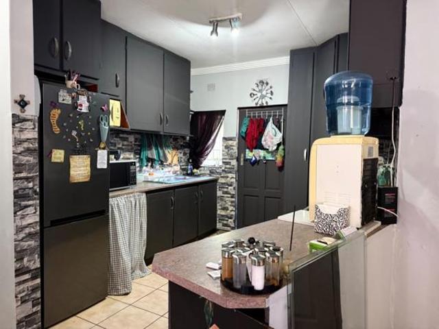 3 Bedroom House in Beaconsfield