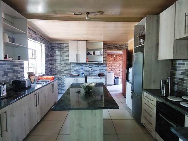 3 Bedroom House in Beaconsfield