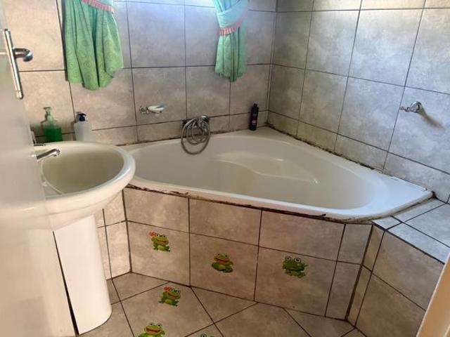 3 Bedroom House in Bedelia