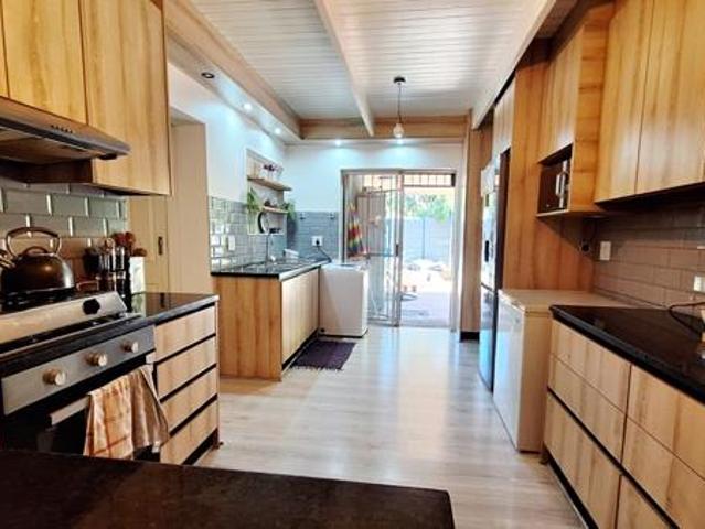 3 Bedroom House in Bellair