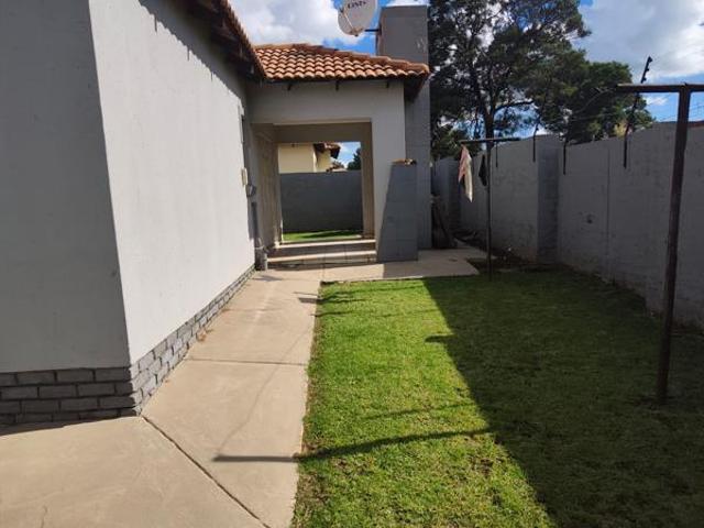 3 Bedroom House in Ben Fleur
