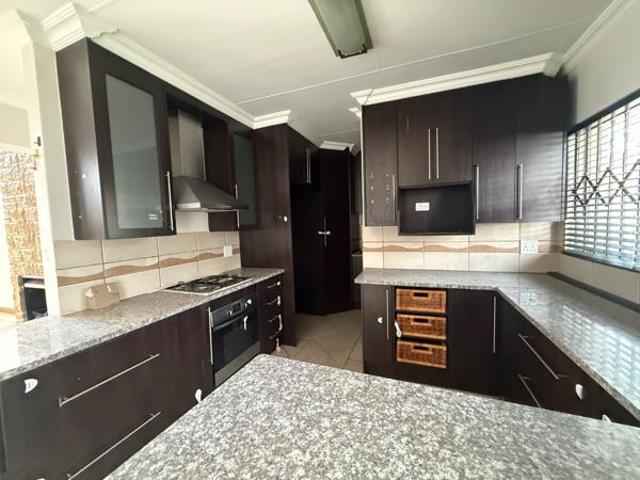 3 Bedroom House in Ben Fleur