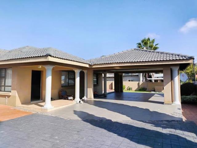 3 Bedroom House in Bendor