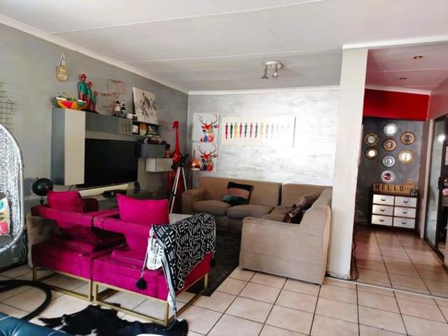 3 Bedroom House in Bendor