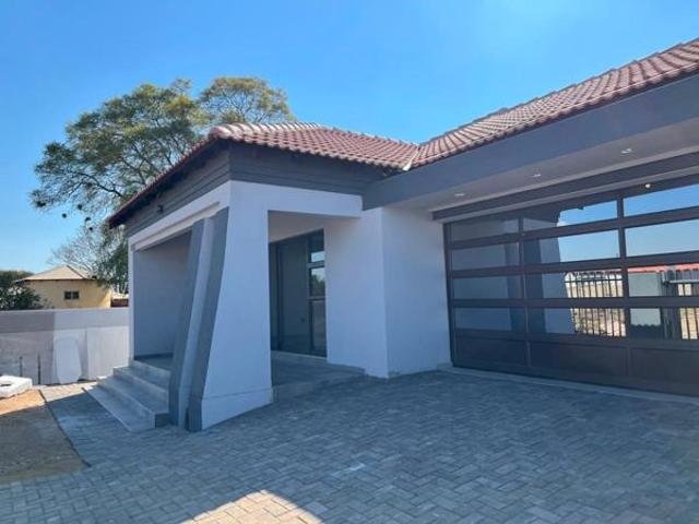 3 Bedroom House in Bendor