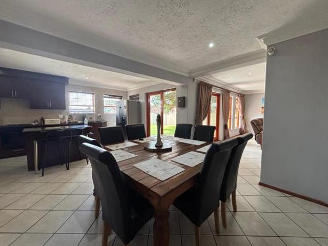 3 Bedroom House in Bendor