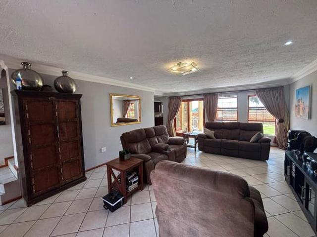 3 Bedroom House in Bendor