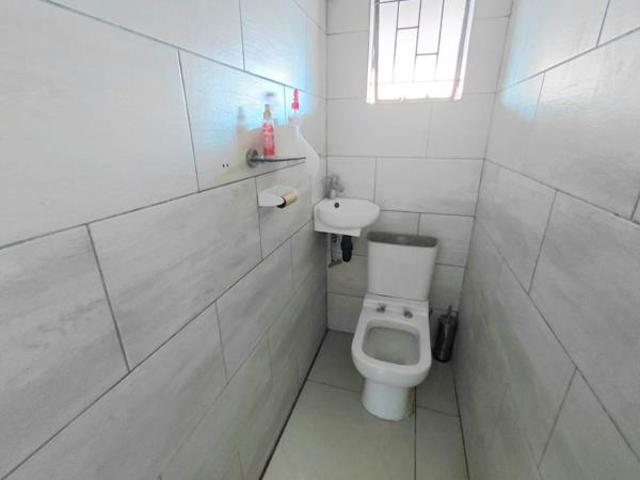 3 Bedroom House in Bendor