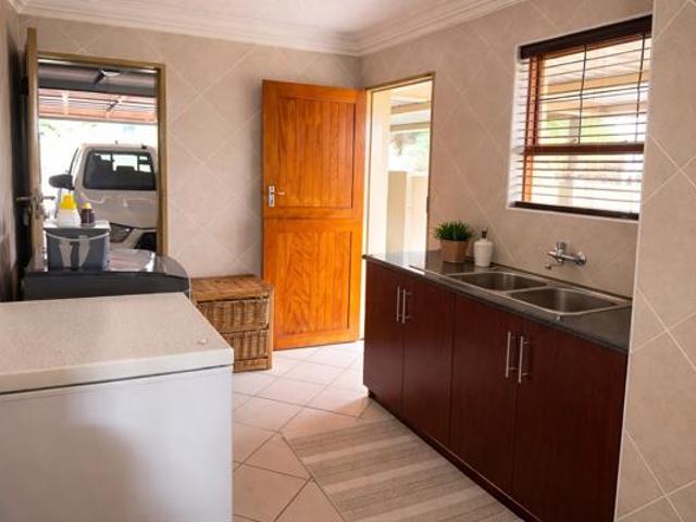 3 Bedroom House in Bendor