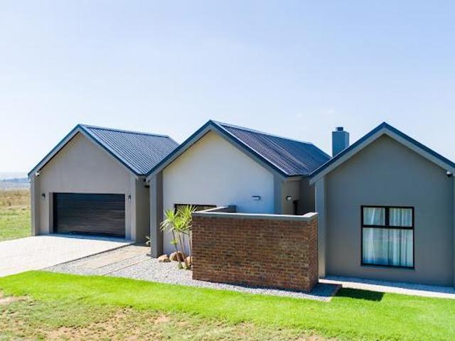 3 Bedroom House in Berg en Dal