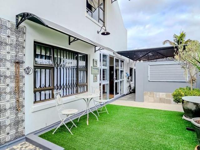 3 Bedroom House in Berg En Dal