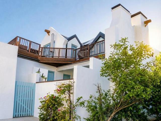 3 Bedroom Townhouse in Big Bay