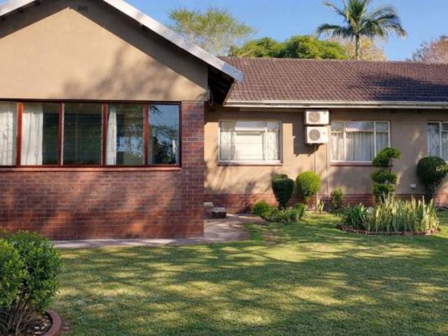 3 Bedroom House in Bisley