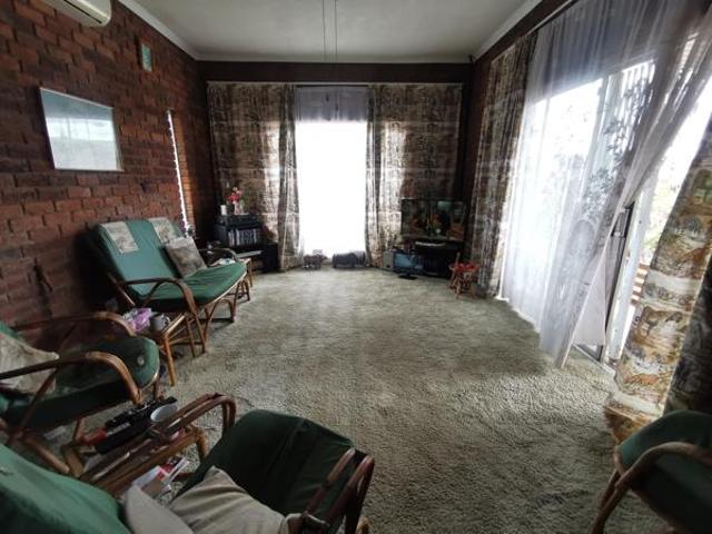 3 Bedroom House in Bisley