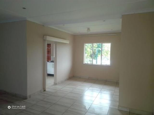 3 Bedroom House in Bisley
