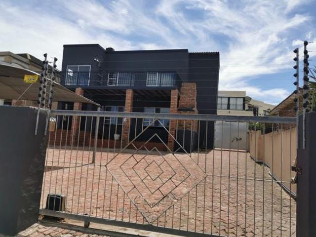 3 Bedroom House in Bluewater Bay