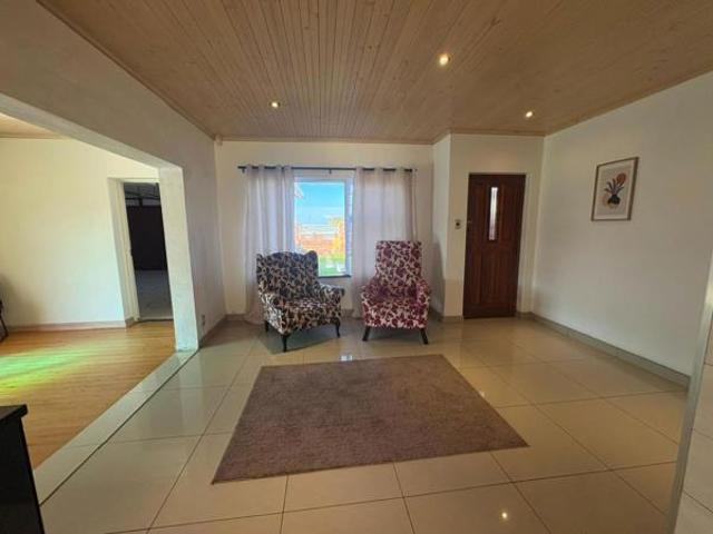 3 Bedroom House in Bluewater Bay