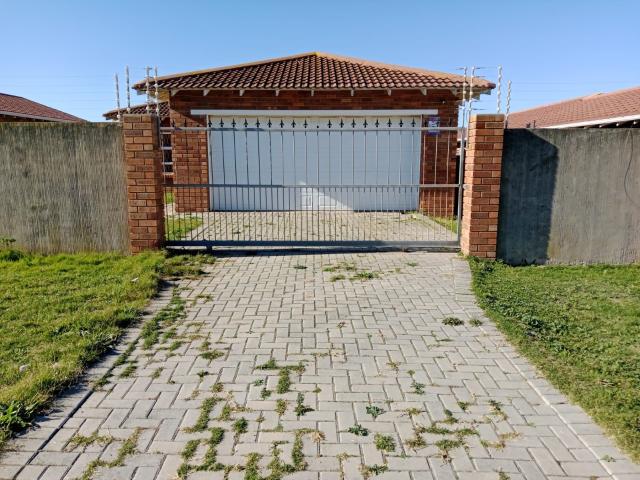 3 Bedroom House in Bluewater Bay
