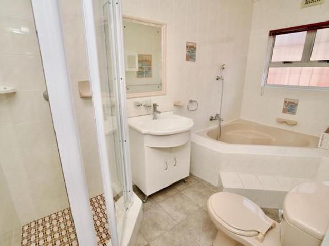 3 Bedroom House in Blythedale Beach