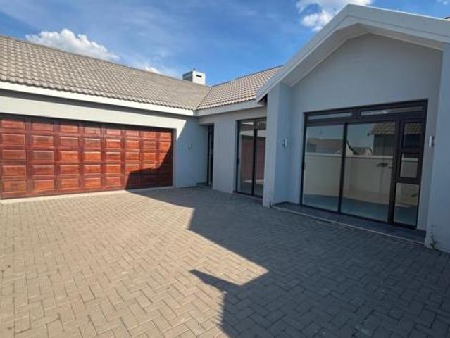 3 Bedroom House in Bloemspruit