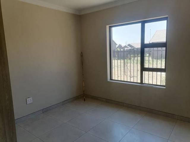 3 Bedroom House in Bloemspruit