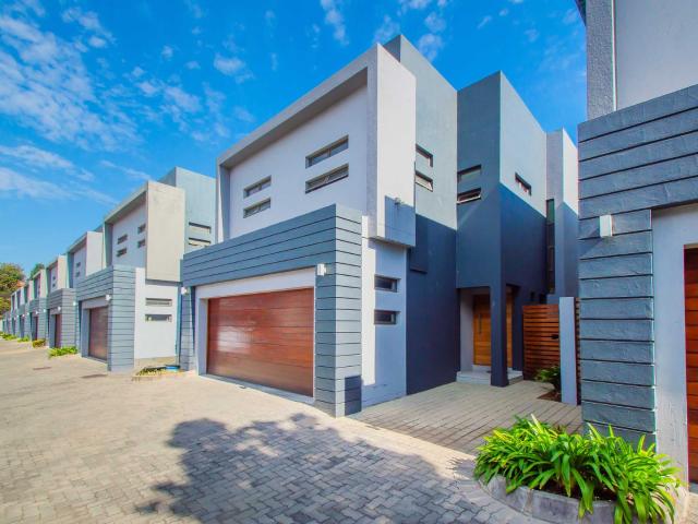 3 Bedroom House in Bryanston