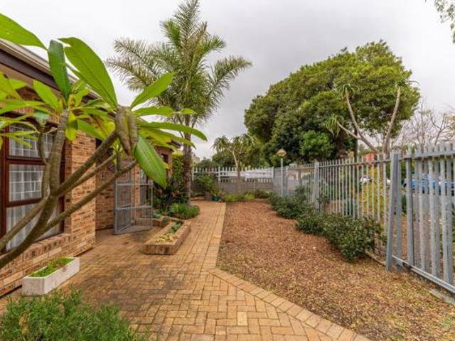 3 Bedroom House in Bracken Heights